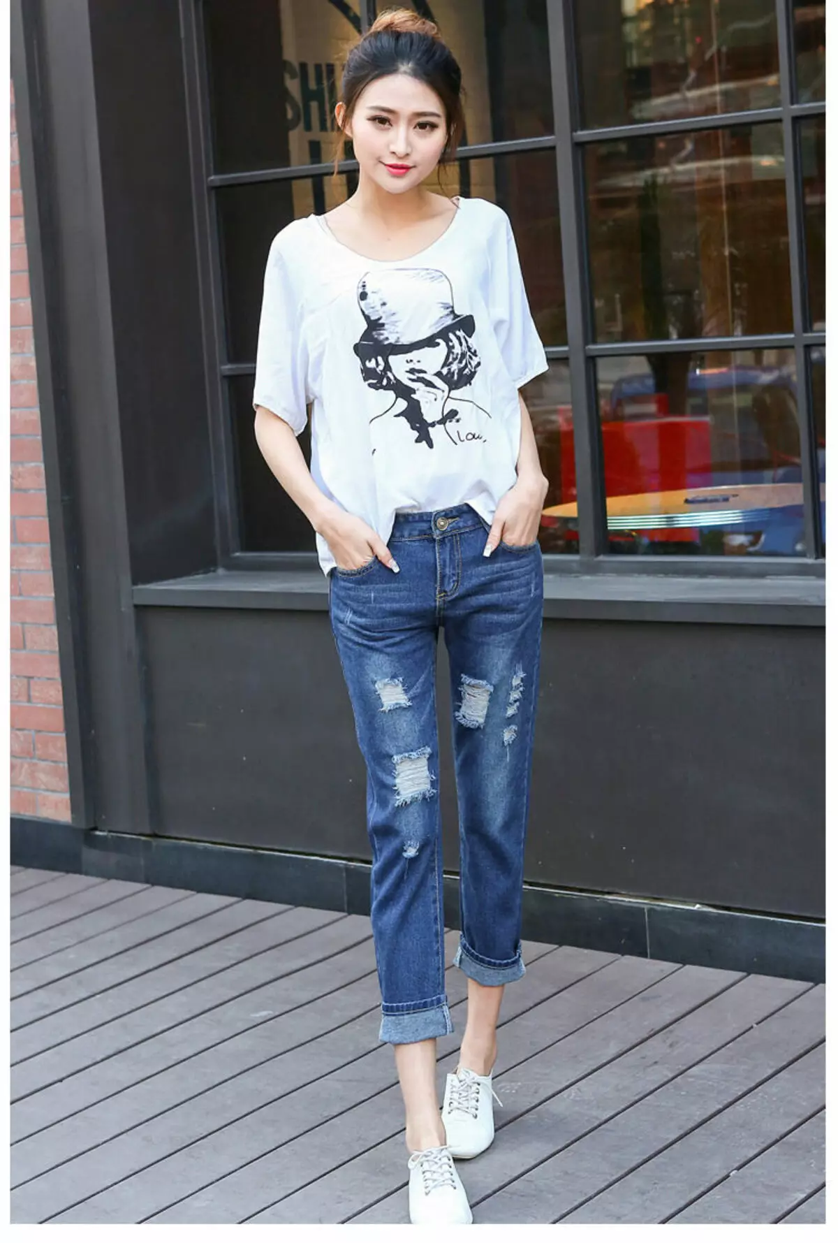 Denim Hose weiblich (80 Fotos): Mode Jeans Hosen, weiblicher Indigo-Stil, stilvoller Denim-Anzug mit Hose, mit was tragen 987_45