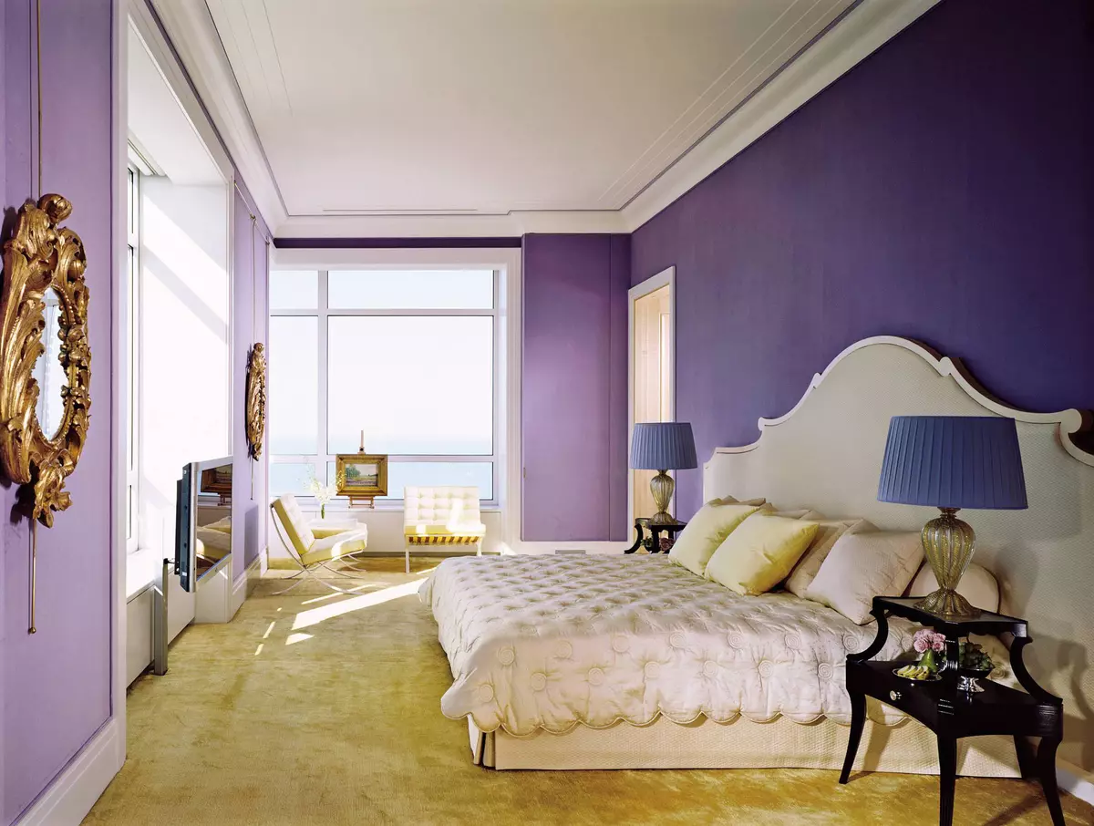 LILAC Dormitorio (95 fotos): Cales son os tons de fondo e cortinas para escoller? Ideas para deseño de interiores, combinación con lavanda e cores brancas. Que mobles se combinan con? 9881_11