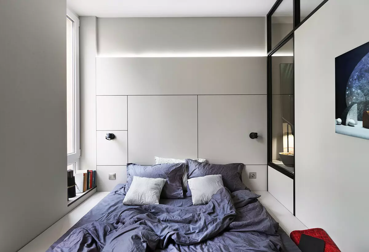 Designul suprafeței dormitoarelor mici de 5-6 metri pătrați. M (77 fotografii): Caracteristicile camerei interioare cu o fereastră într-un stil modern. Cum de a alege un tapet de 2x3 camere? 9884_70