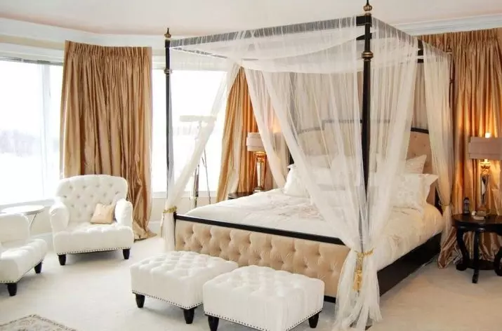침실 고전적인 스타일 (72 사진) : 고전적인 디자인, 인테리어의 밝고 갈색 가구. 작은 침실과 큰 침실을위한 벽지 선택 9891_71