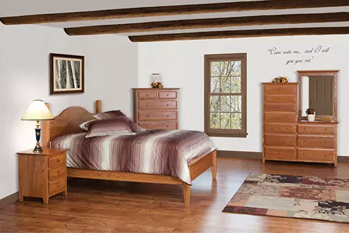 Англи хэв маягийн унтлагын өрөө (55 зураг): Дотоодын хөшиг, ханын цаасыг сонгох. Охидын болон эрэгтэй унтлагынхаа загварыг загварчлах сонголтууд, үндсэн мэдээлэл 9905_47