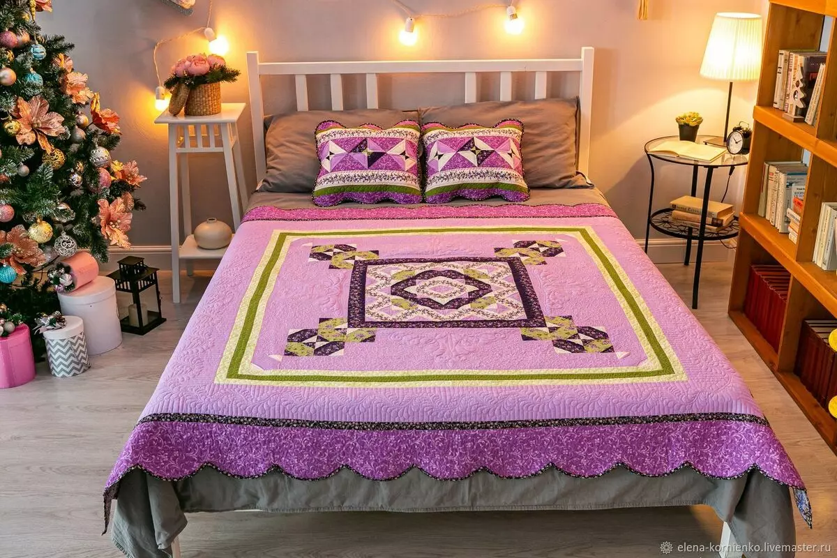 ¿Cómo decorar una cama con tus propias manos? Registro de respaldo (cabecero) y literas, colchas de decoración y almohadas, guirnaldas 9919_15