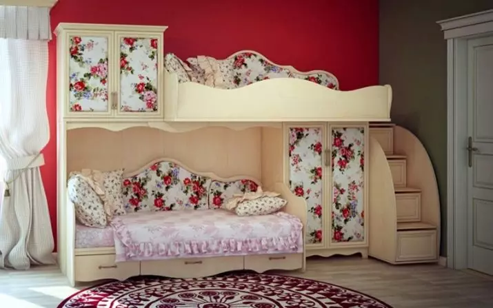 Bed-attics s pohovkou (66 fotografií): s pohovkou na dně pro rodiče a další dvouvrstvé transformátorové možnosti, skládací modely s pracovním prostorem 9920_34