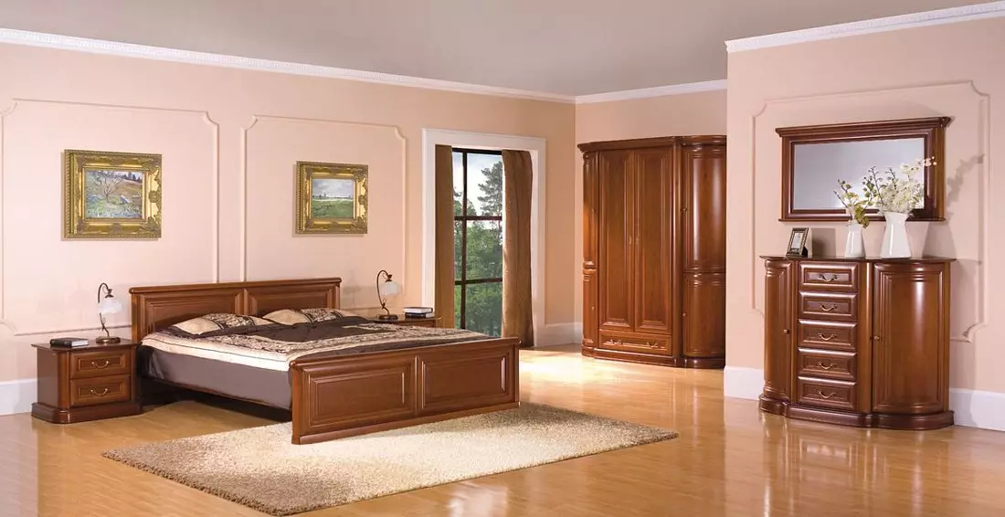 Premium-klases mēbeles guļamistabai (46 fotogrāfijas): dārgu elites krievu ražošanas mēbeļu pārskatīšana, ekskluzīvas karaliskās guļamistabu komplekti, krāšņi mēbeles mūsdienu un klasiskos stilos 9930_29