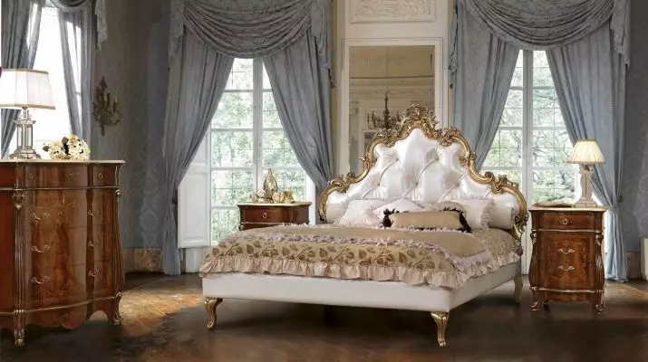 Premium klasės baldai miegamuojui (46 nuotraukos): brangių elito rusų gamybos baldų apžvalga, išskirtiniai karališkieji miegamieji rinkiniai, spalvingi baldai šiuolaikiniame ir klasikiniame stiliuose 9930_44
