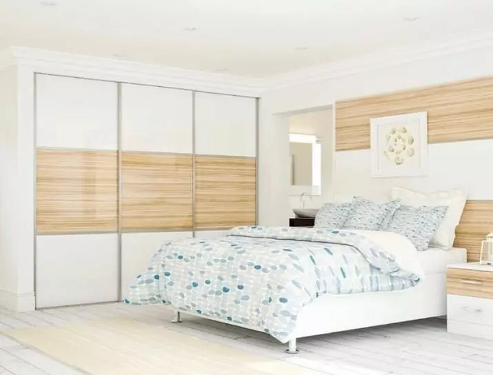 Omare za belo spalnica (65 fotografij): kotne omare z nihalnimi vrati in sijajem, klasičnimi vgrajenimi modeli z ogledalom in drugimi možnostmi 9940_42