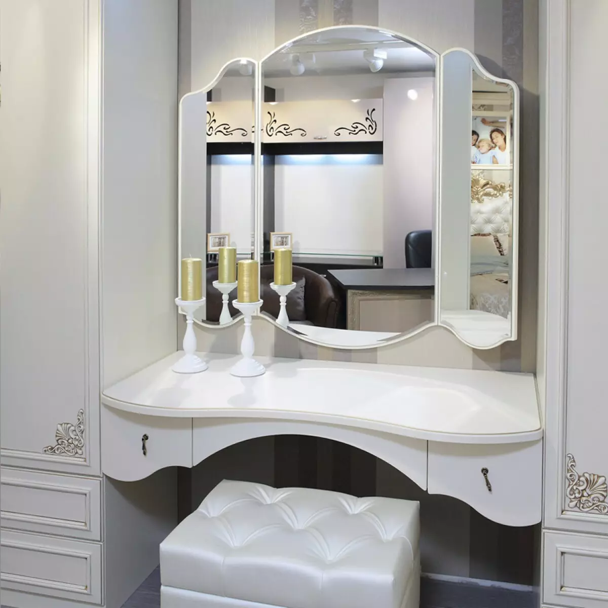 Truma dan Troll di kamar tidur: Dimensi cermin sudut, getaran putih dan model nuansa lain 9952_33