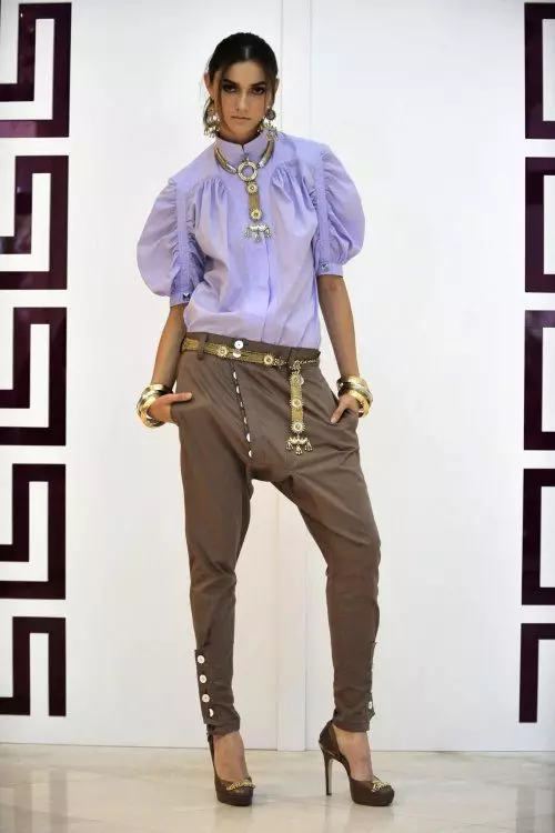 Pantalon Galife (92 photos): Modèles pour femmes, avec quoi porter 997_16